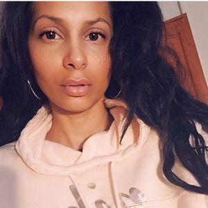 Meet your Posher, Toni-alexis